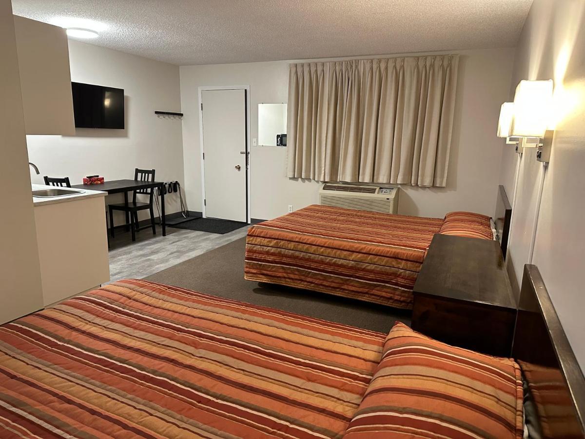 Yellow Quill Motel Portage la Prairie Zewnętrze zdjęcie