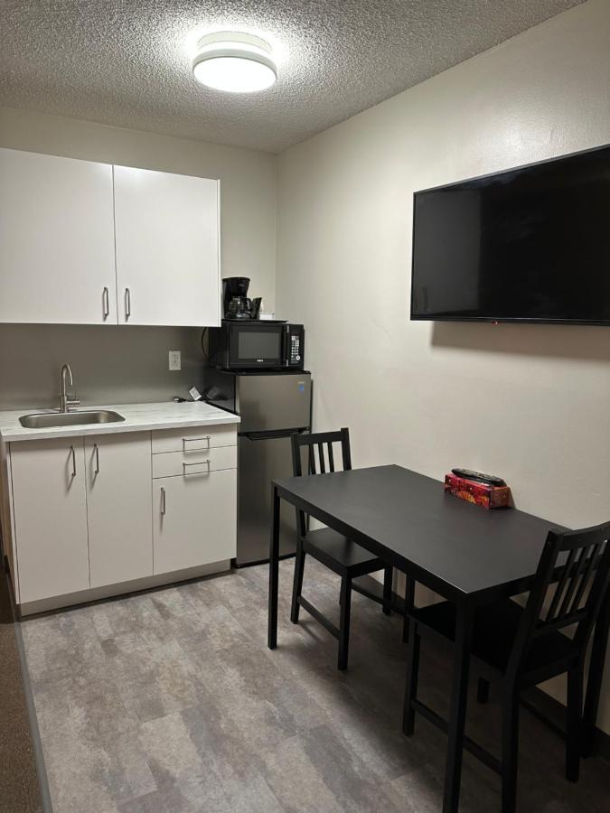 Yellow Quill Motel Portage la Prairie Zewnętrze zdjęcie