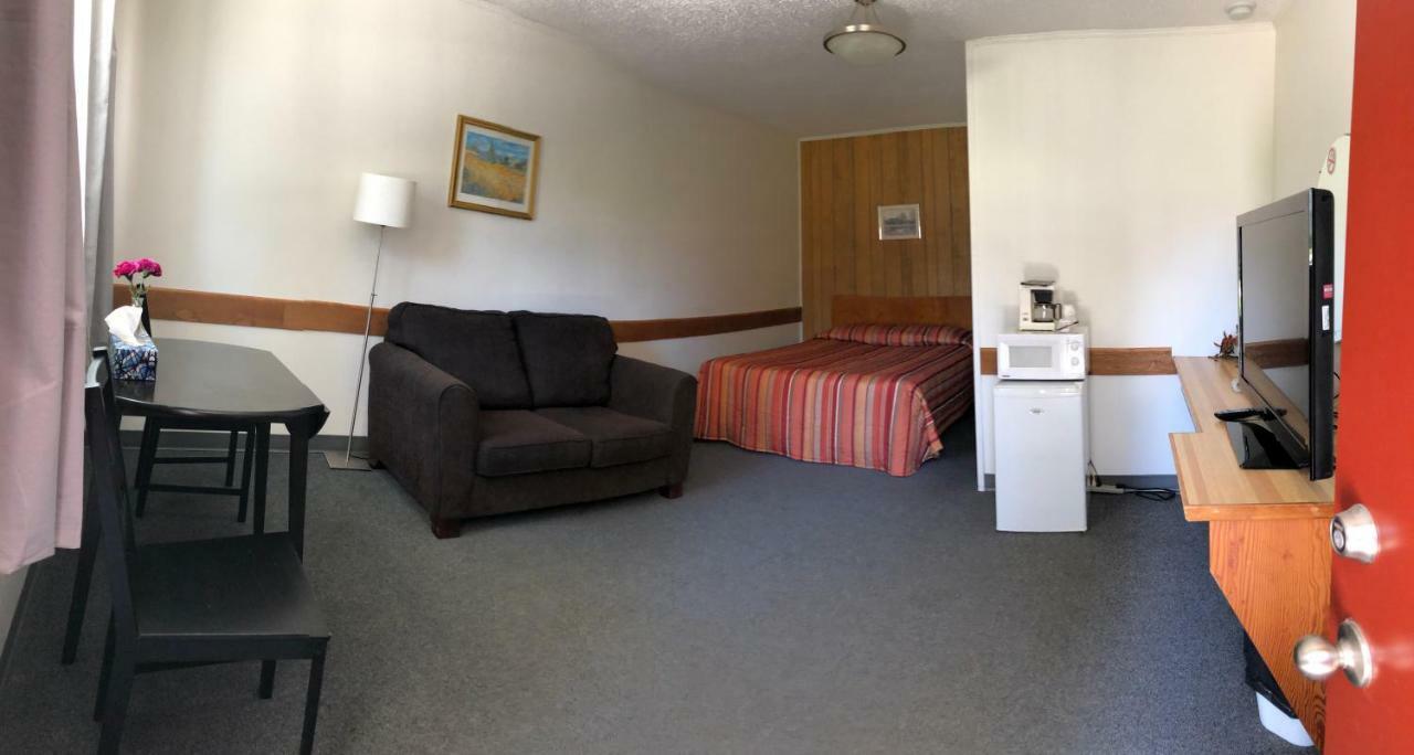 Yellow Quill Motel Portage la Prairie Zewnętrze zdjęcie