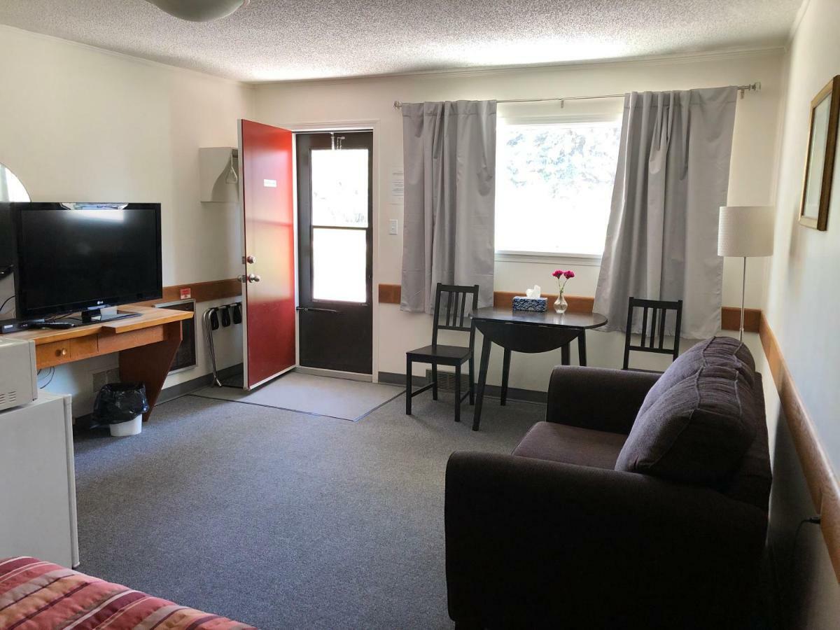 Yellow Quill Motel Portage la Prairie Zewnętrze zdjęcie