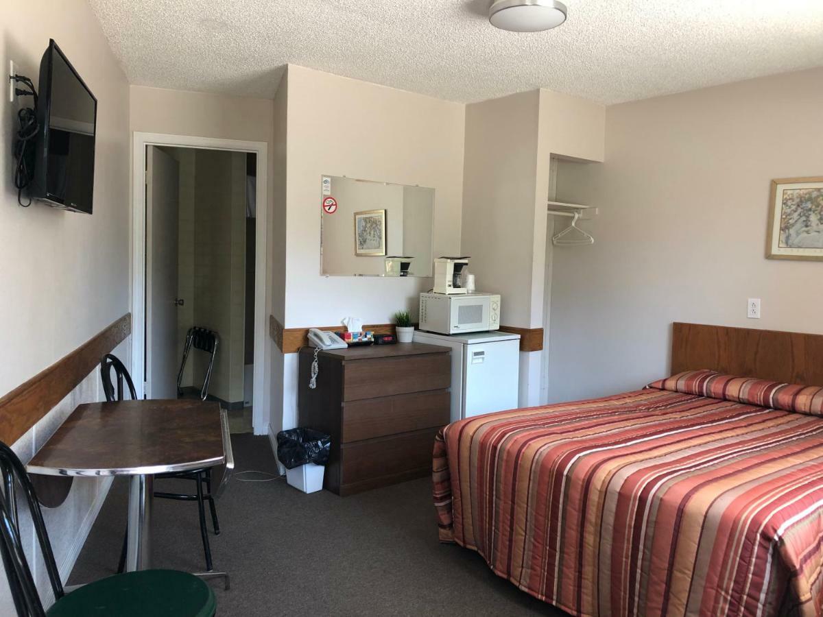 Yellow Quill Motel Portage la Prairie Zewnętrze zdjęcie